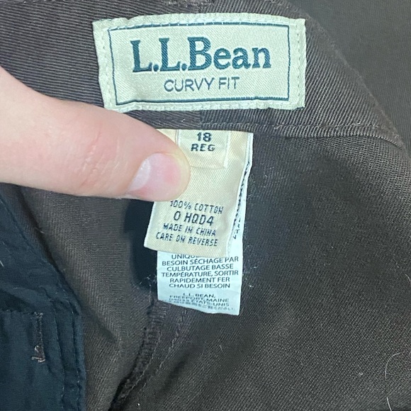 Vintage Y2K L.L Bean mid rise curvy fit Tapered Pant in brown - Picture 6 of 9